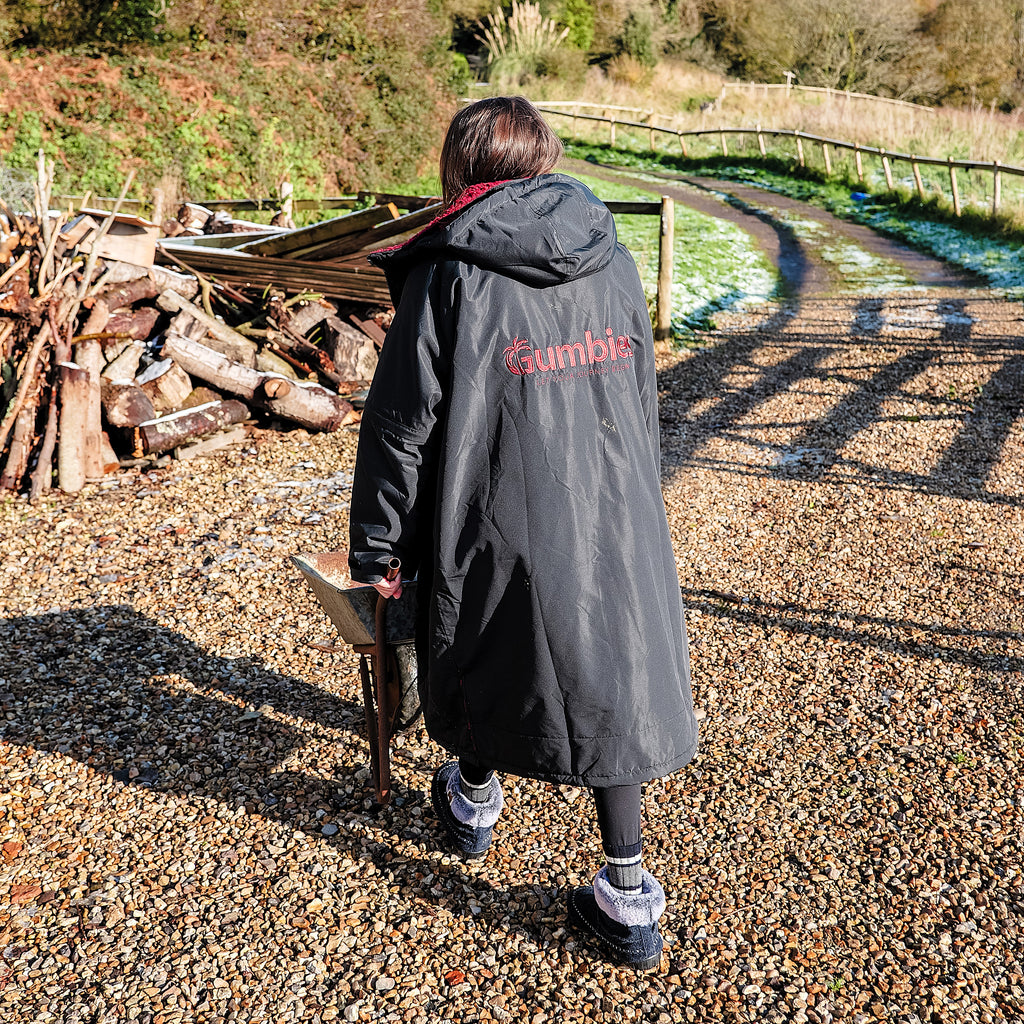 Sports-Cape - Black & Burgundy