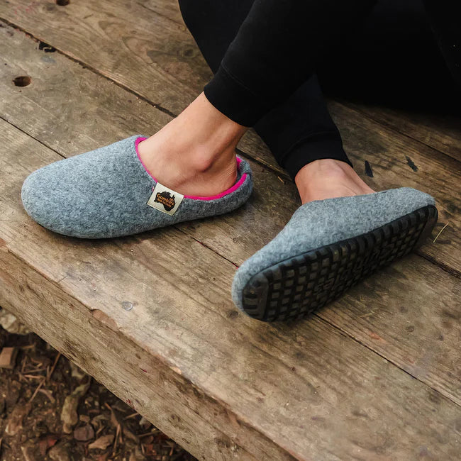Women's Outback