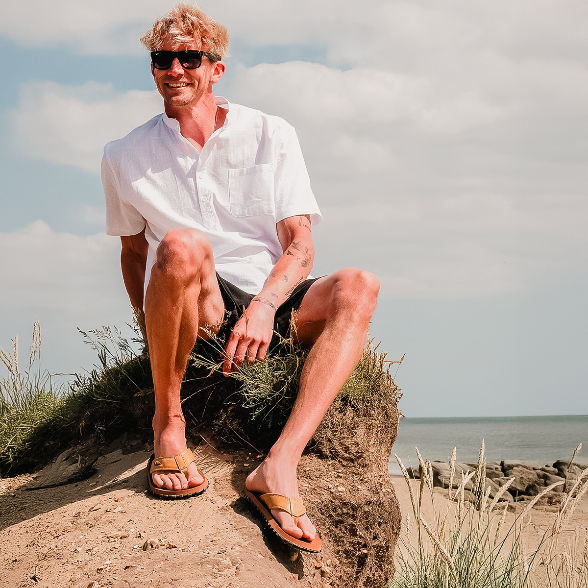 Vegovert Flip-Flops - Men's - Tan