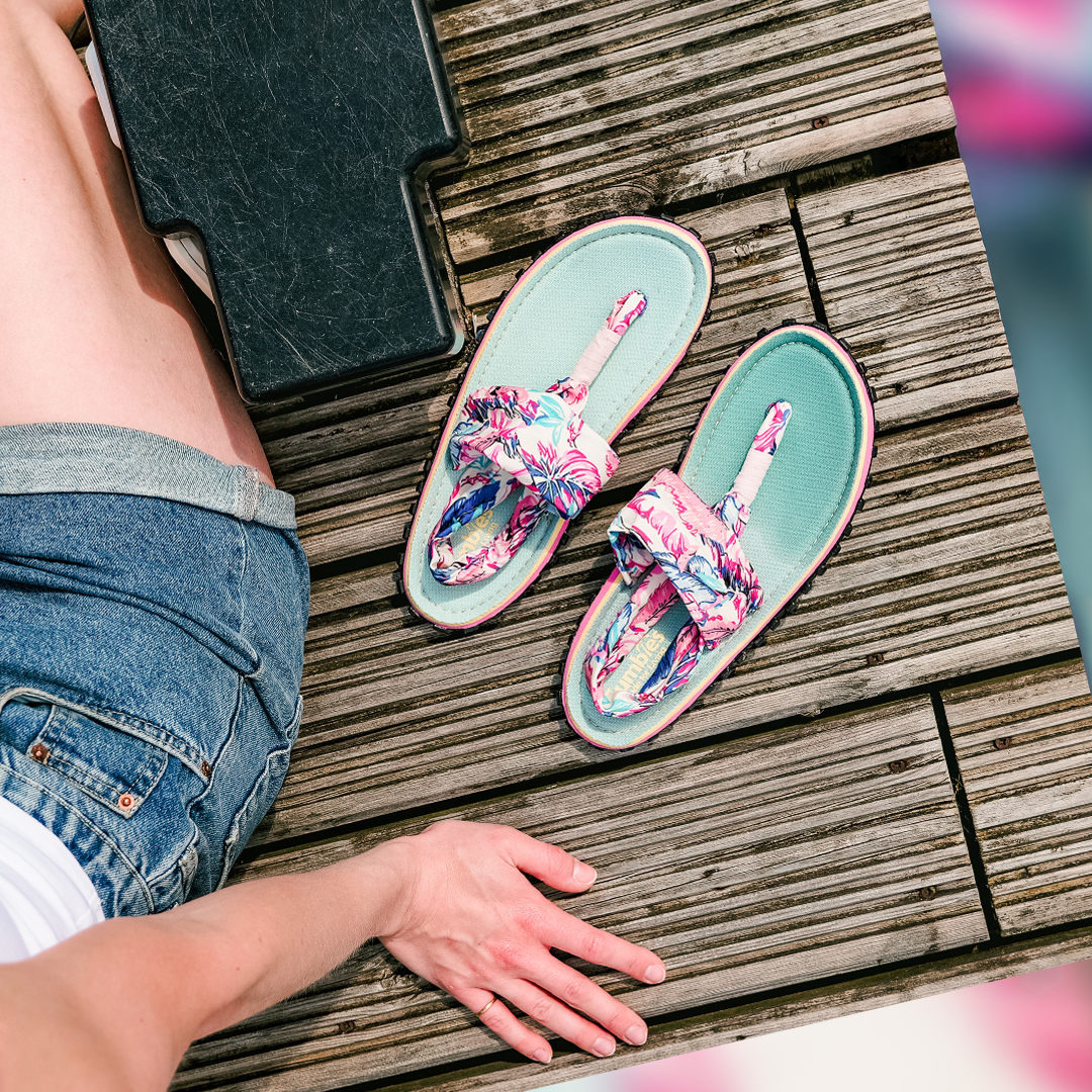 Slingbacks - Women's - Mint / Pink